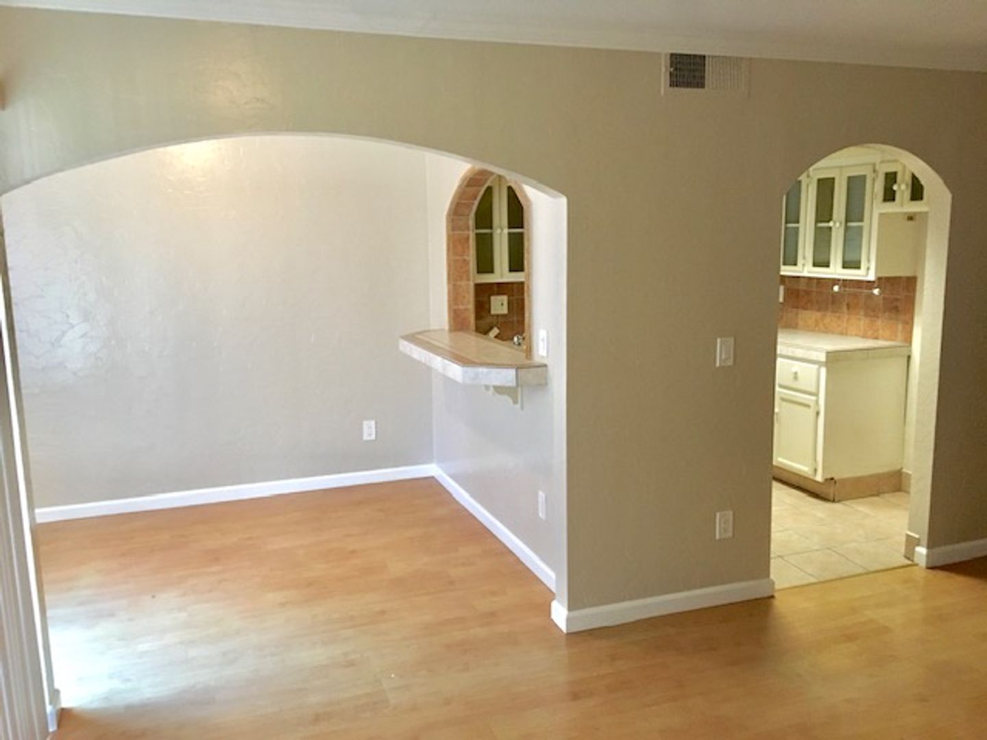 San Pablo Condo: 27 Las Moradas Cir.