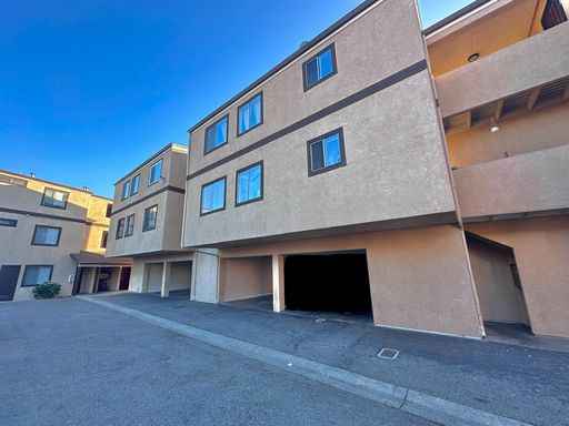 Coming soon - 3 Bedroom, 1 Bath Unit In Oakland – photo 1