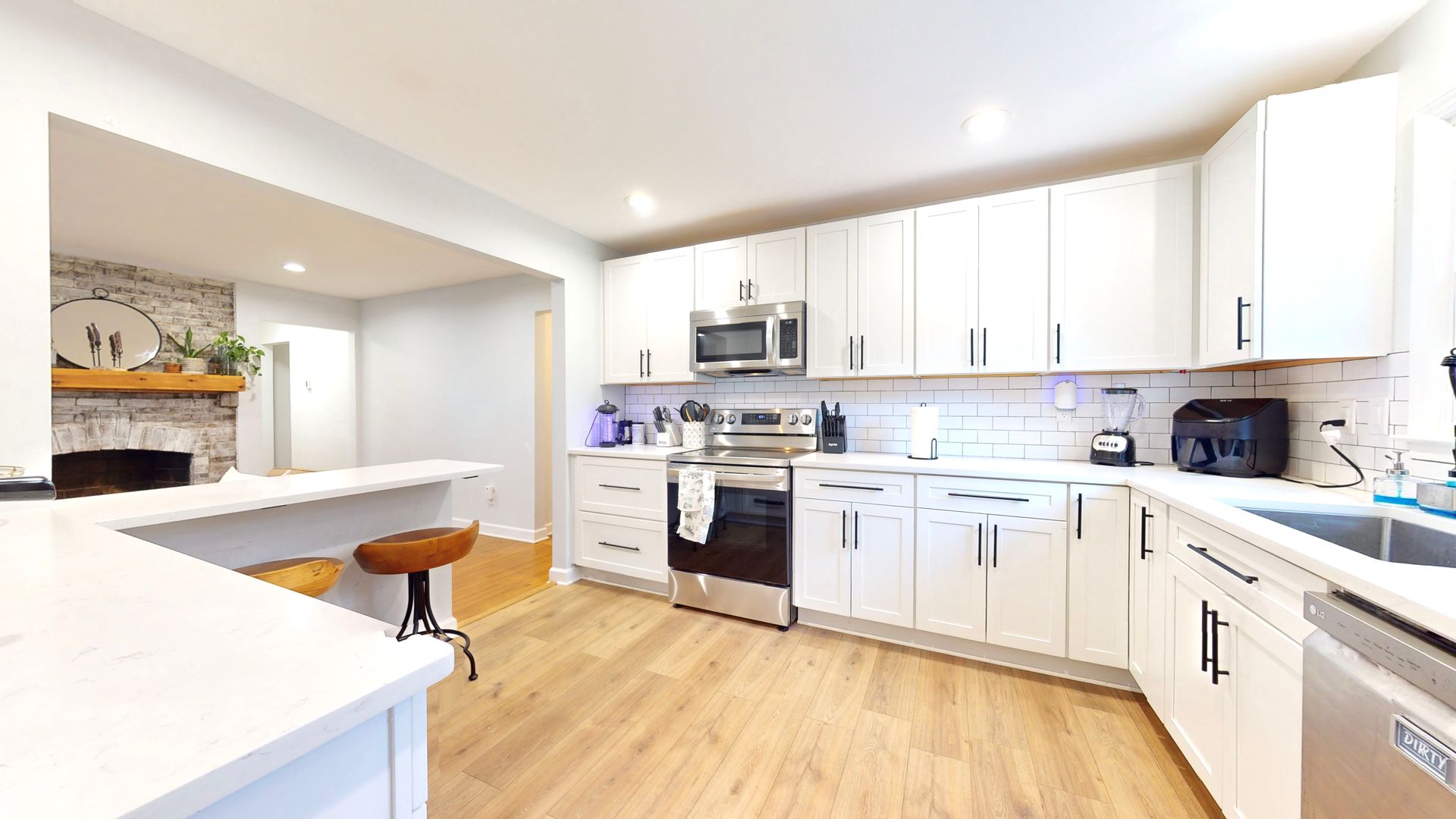 Charlotte Apartment: 5707 Telfair Rd