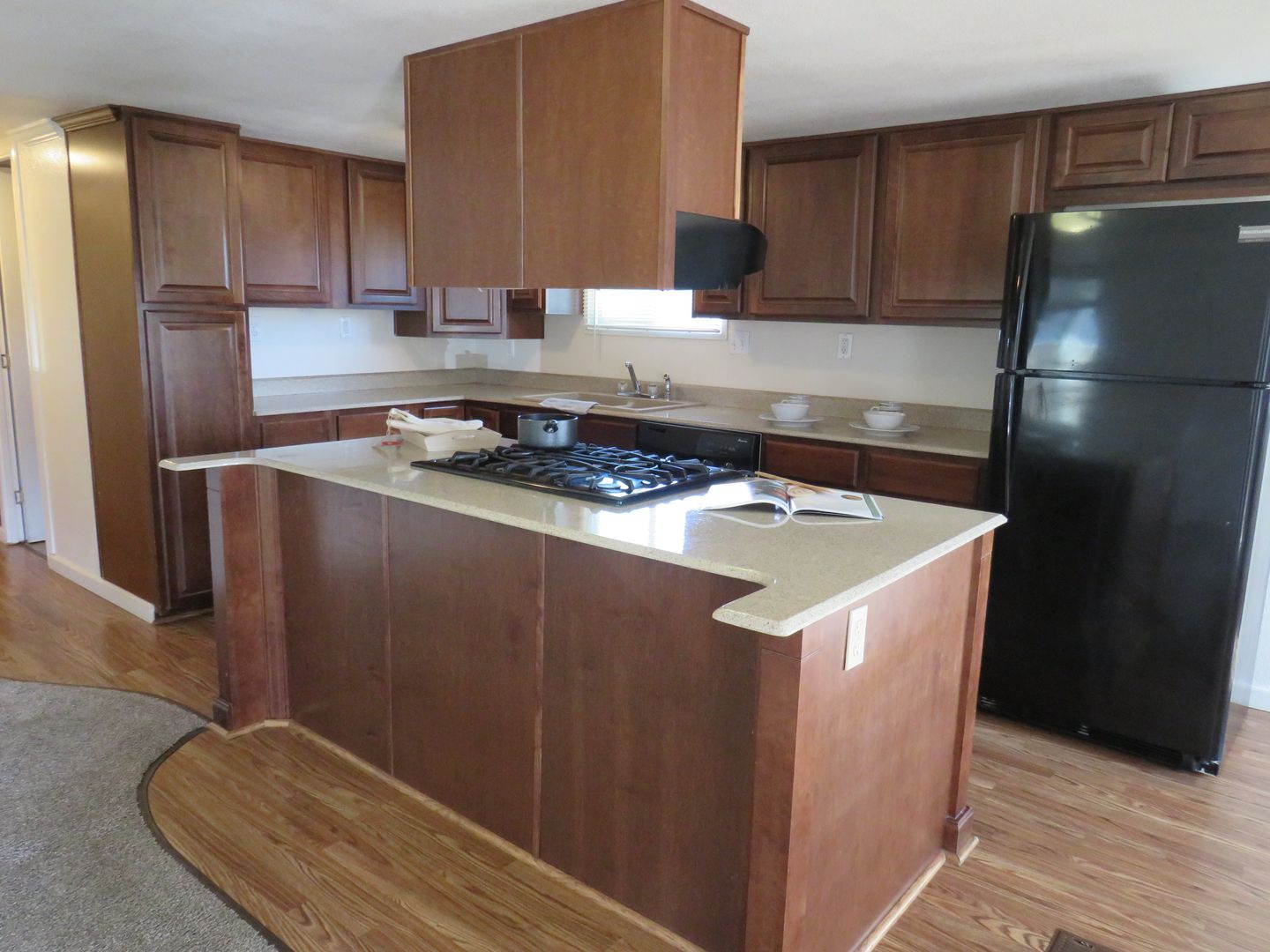 Sunnyvale Apartment: 954 Henderson Avenue