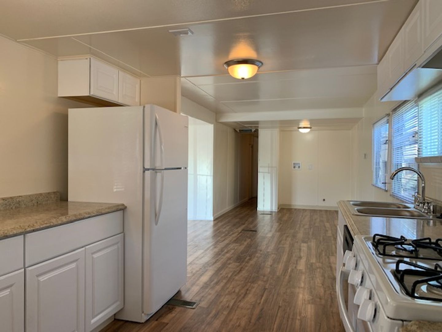 Sunnyvale Apartment: 954 Henderson Avenue