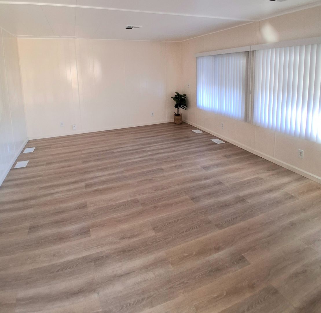 Sunnyvale Apartment: 954 Henderson Avenue