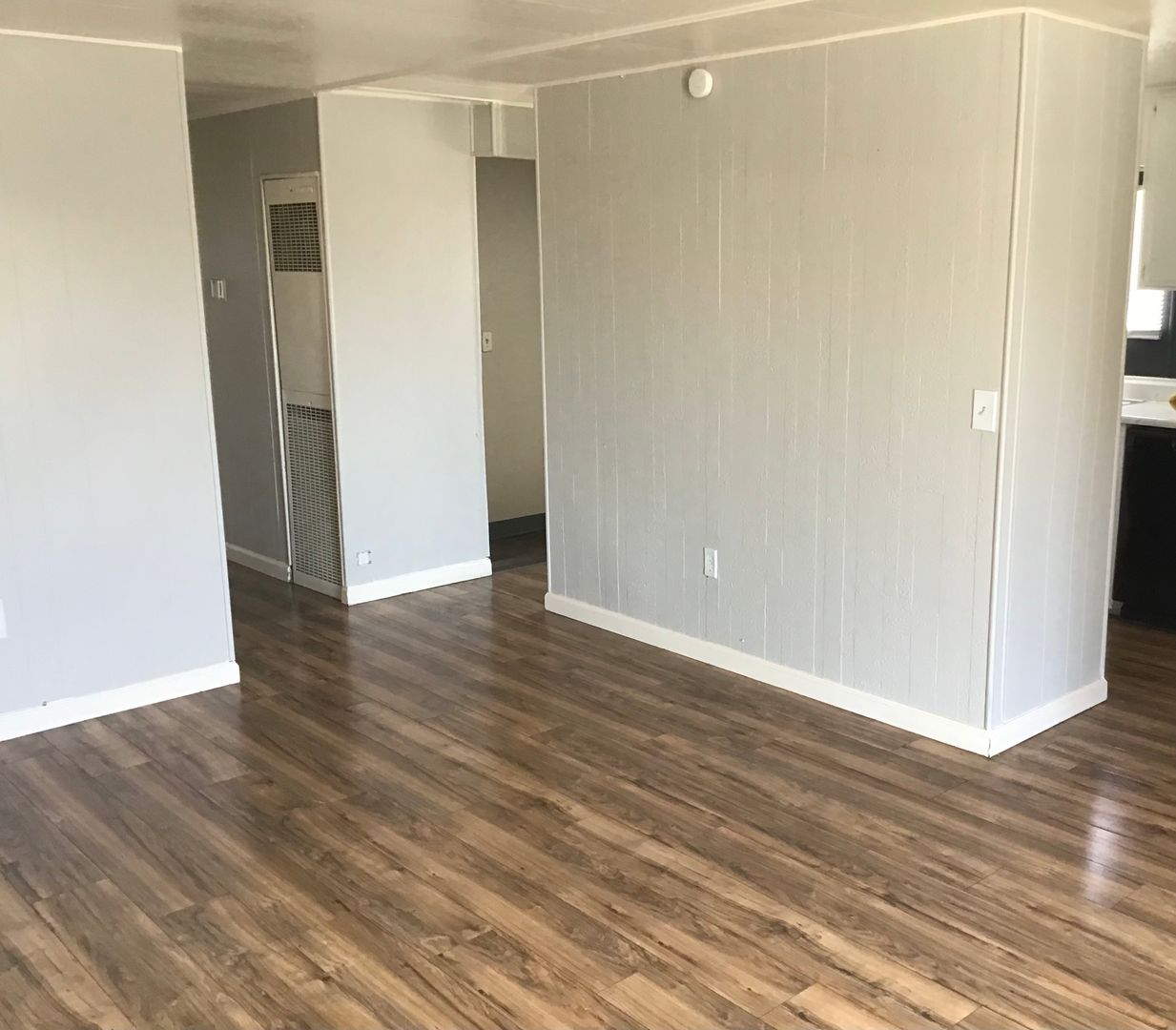 Sunnyvale Apartment: 954 Henderson Avenue