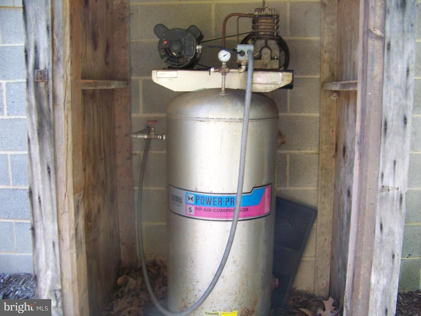 LaPlata House: 6225 Ripley Road