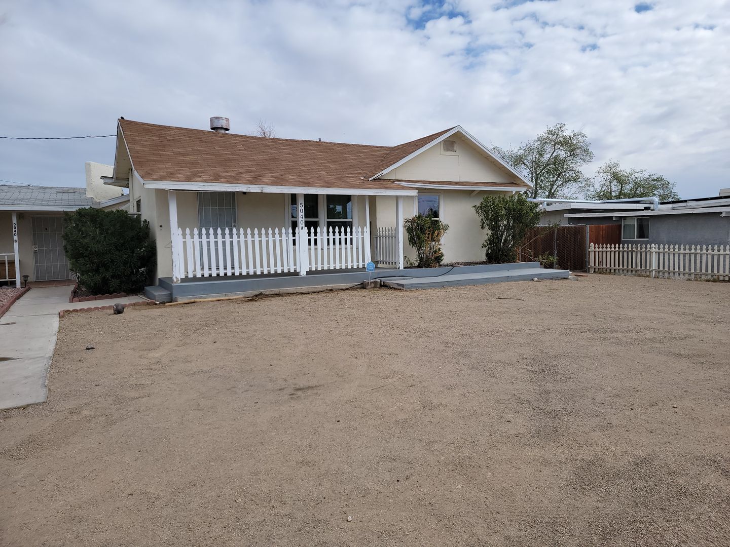 Las Vegas Apartment: 5040 Smoke Ranch Rd A & B