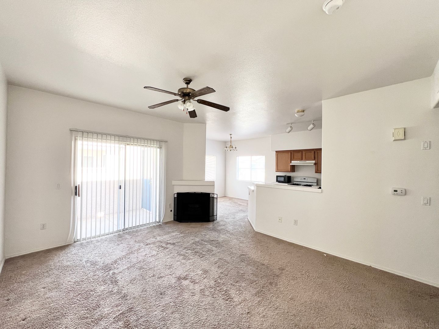 Las Vegas House: 2121 Echo Bay St #204