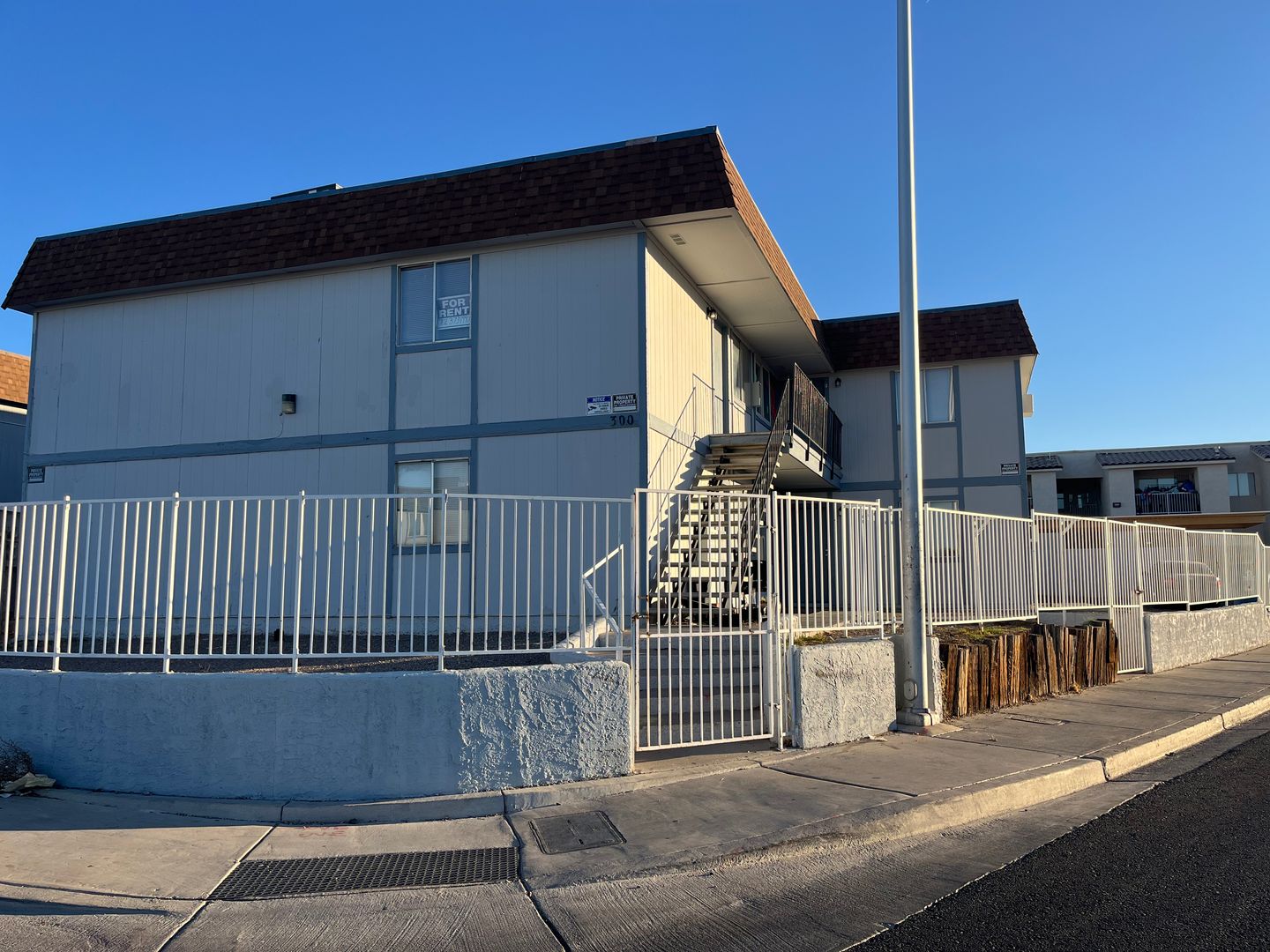 Henderson Apartment: 300 Eastminister Ct #C