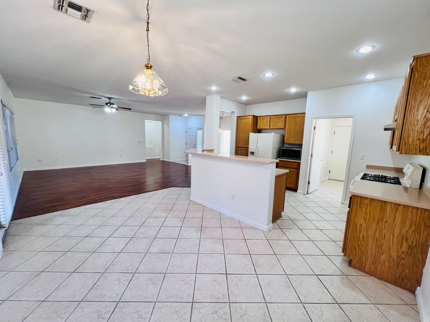Henderson House: 3047 Hickory Valley Rd