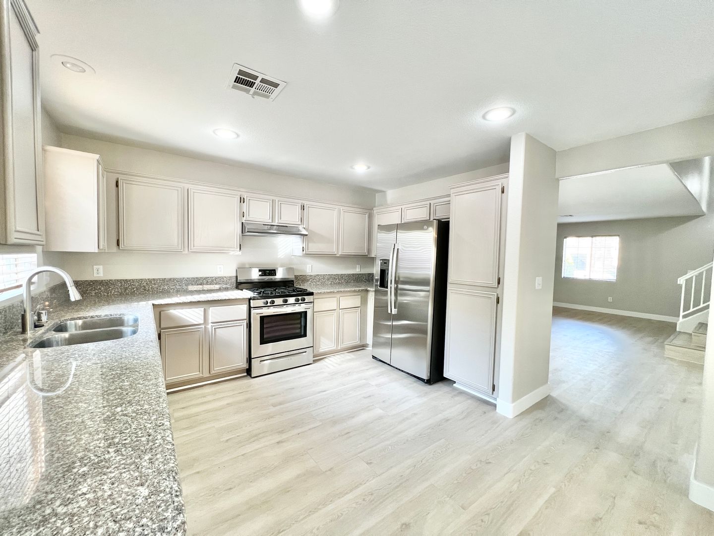 Las Vegas House: 1705 Encarta St