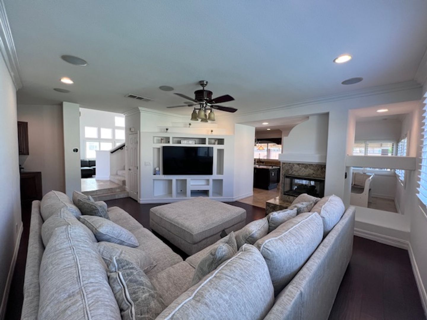 Henderson House: 2536 Mesa Verde Terr