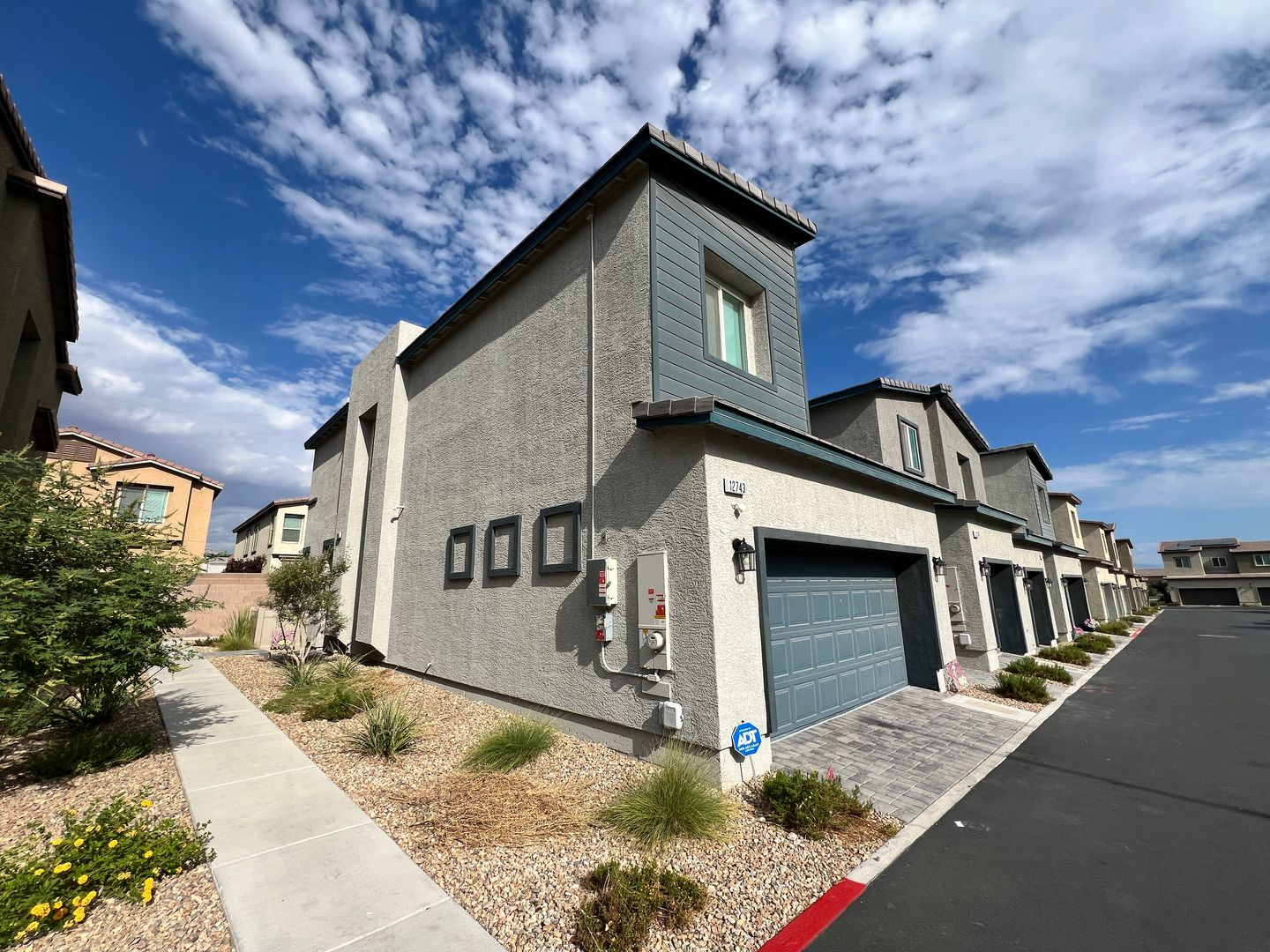 Henderson Townhome: 12743 Epperly St