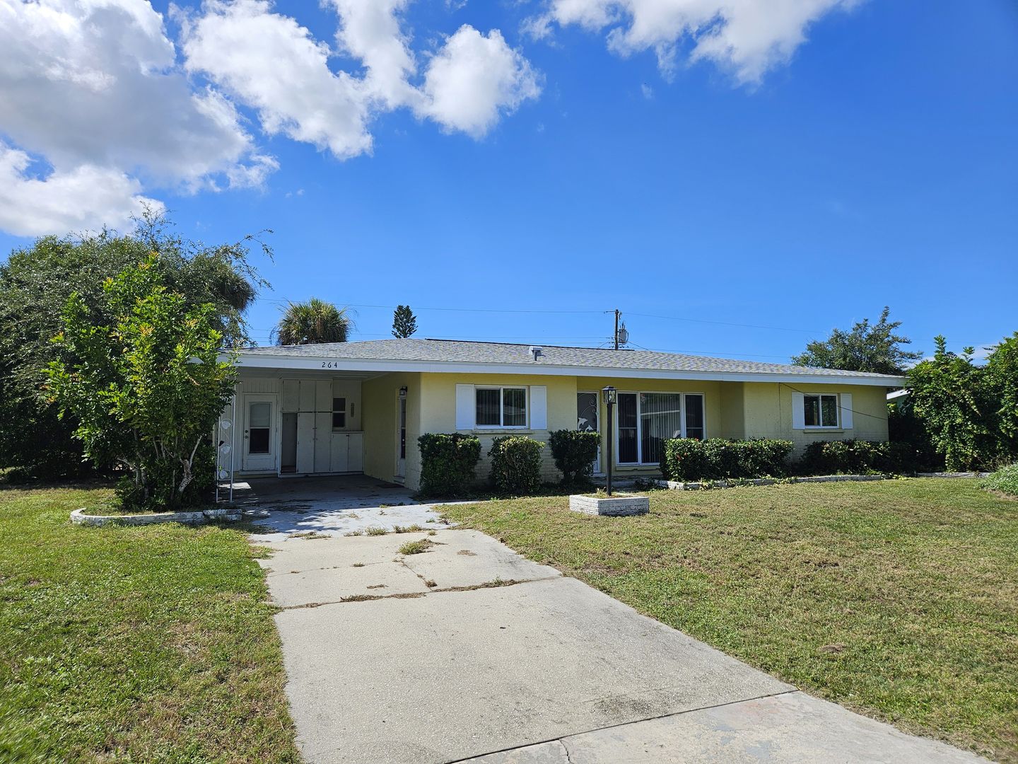Venice House: 264 Glen Oak Road