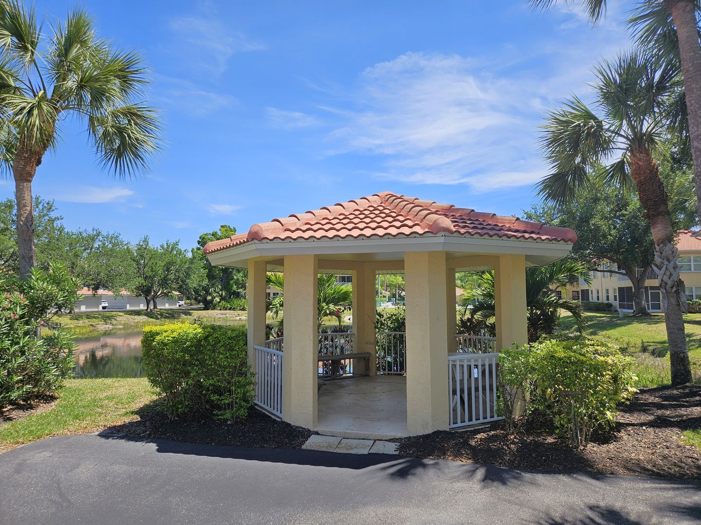 904 Casa Del Lago Way #904 42 of 45