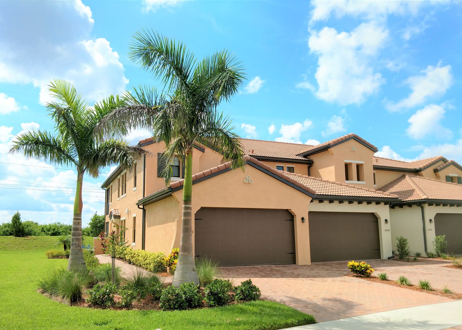 Venice Condo: 23500 Awabuki Drive