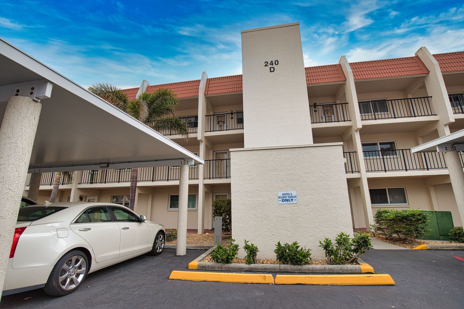 Venice Condo: 240 Santa Maria Street #225