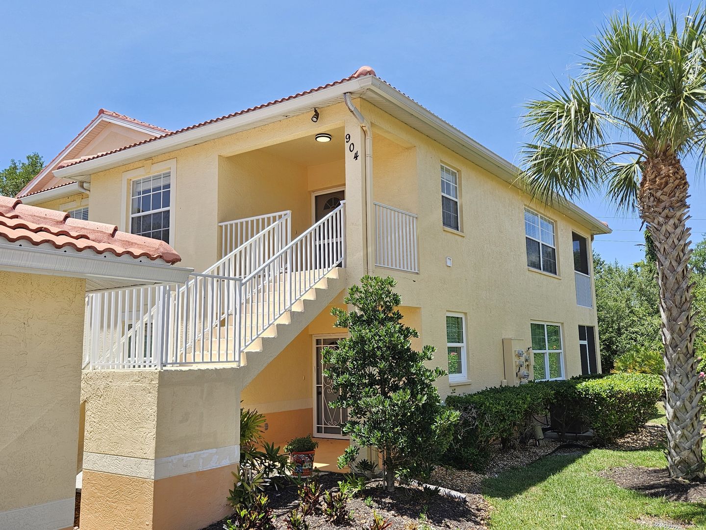 904 Casa Del Lago Way #904 5 of 12