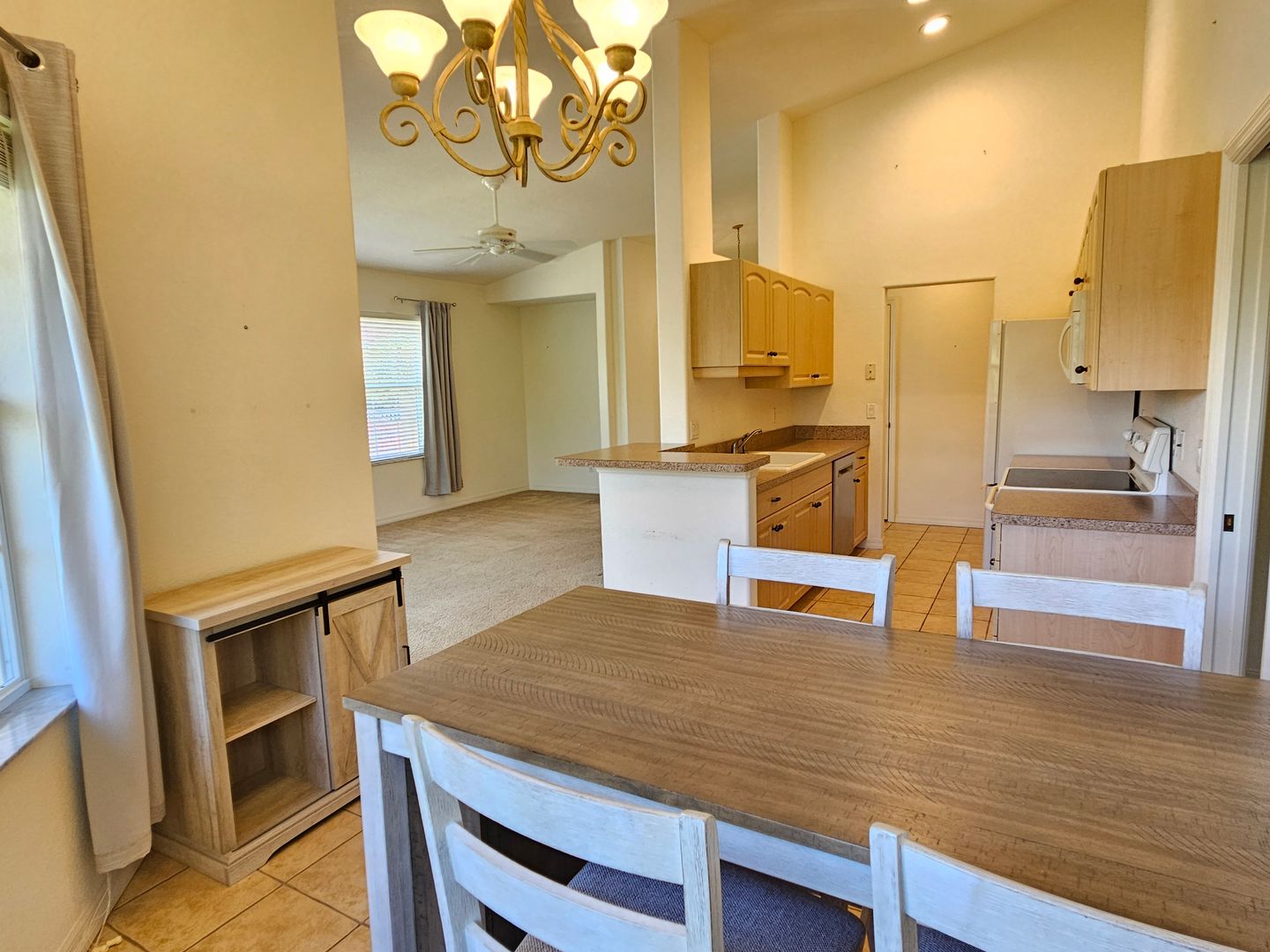 904 Casa Del Lago Way #904 18 of 45