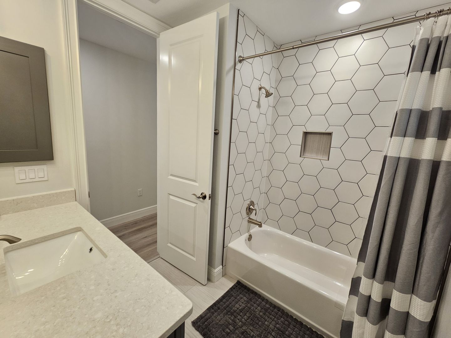 503 N Tamiami Trail #301 52 of 60