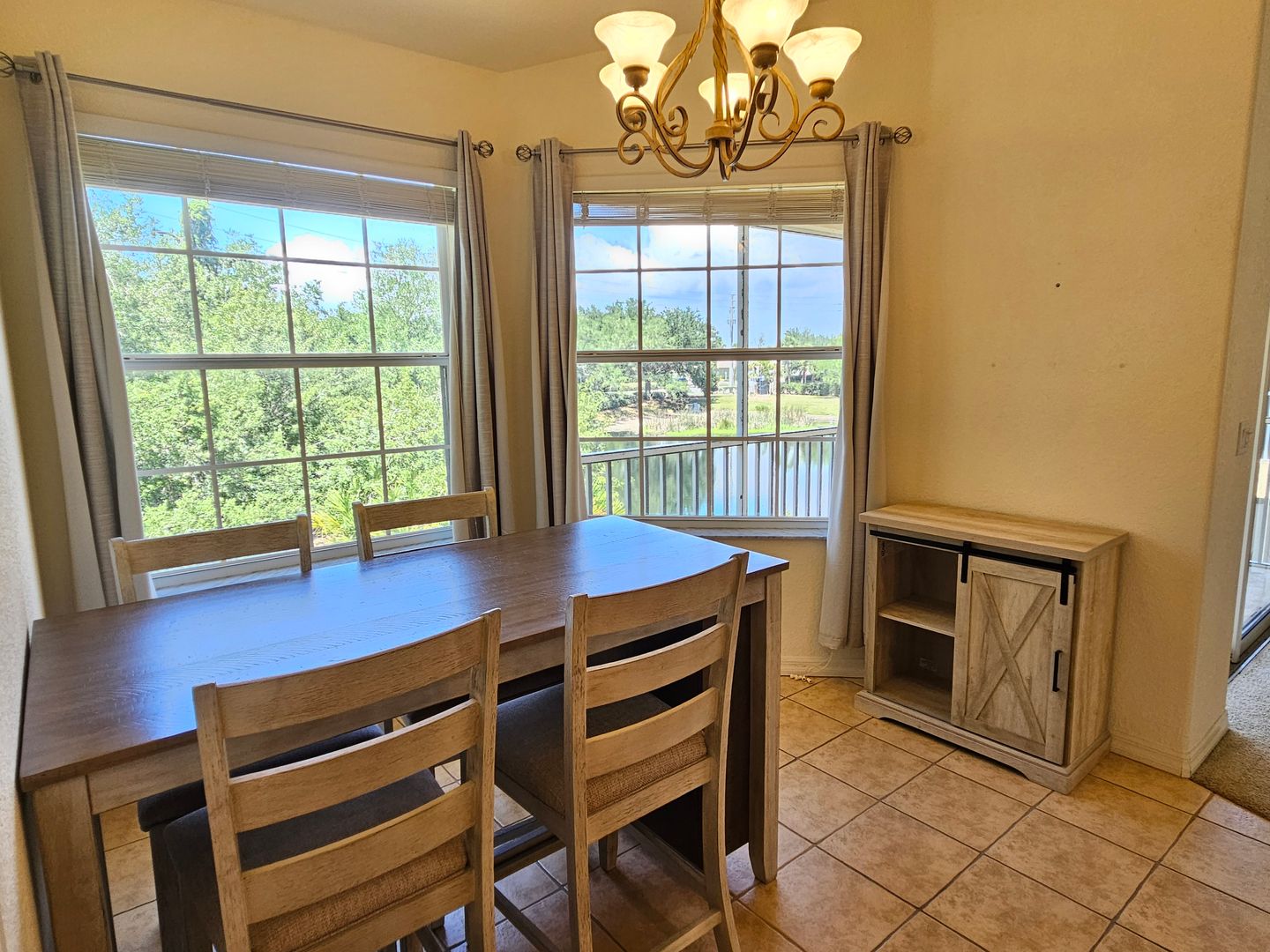 904 Casa Del Lago Way #904 17 of 45
