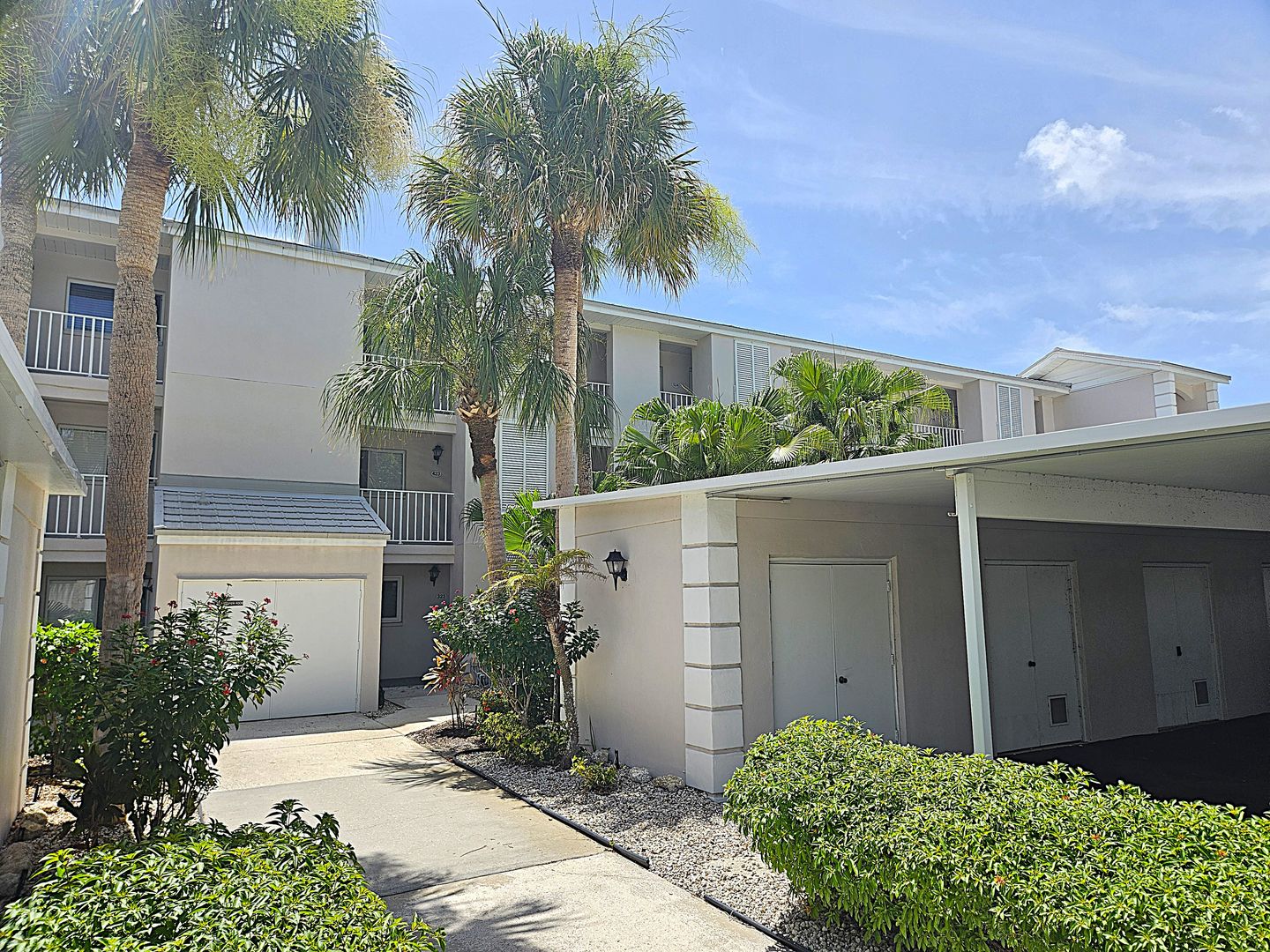 437 Cerromar Lane #424 - Seasonal Short-Term 4 of 12