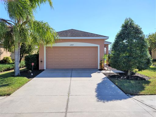 Annual Furnished or Unfurnished Home in Stoneybrook of Venice and Amenities! – photo 1