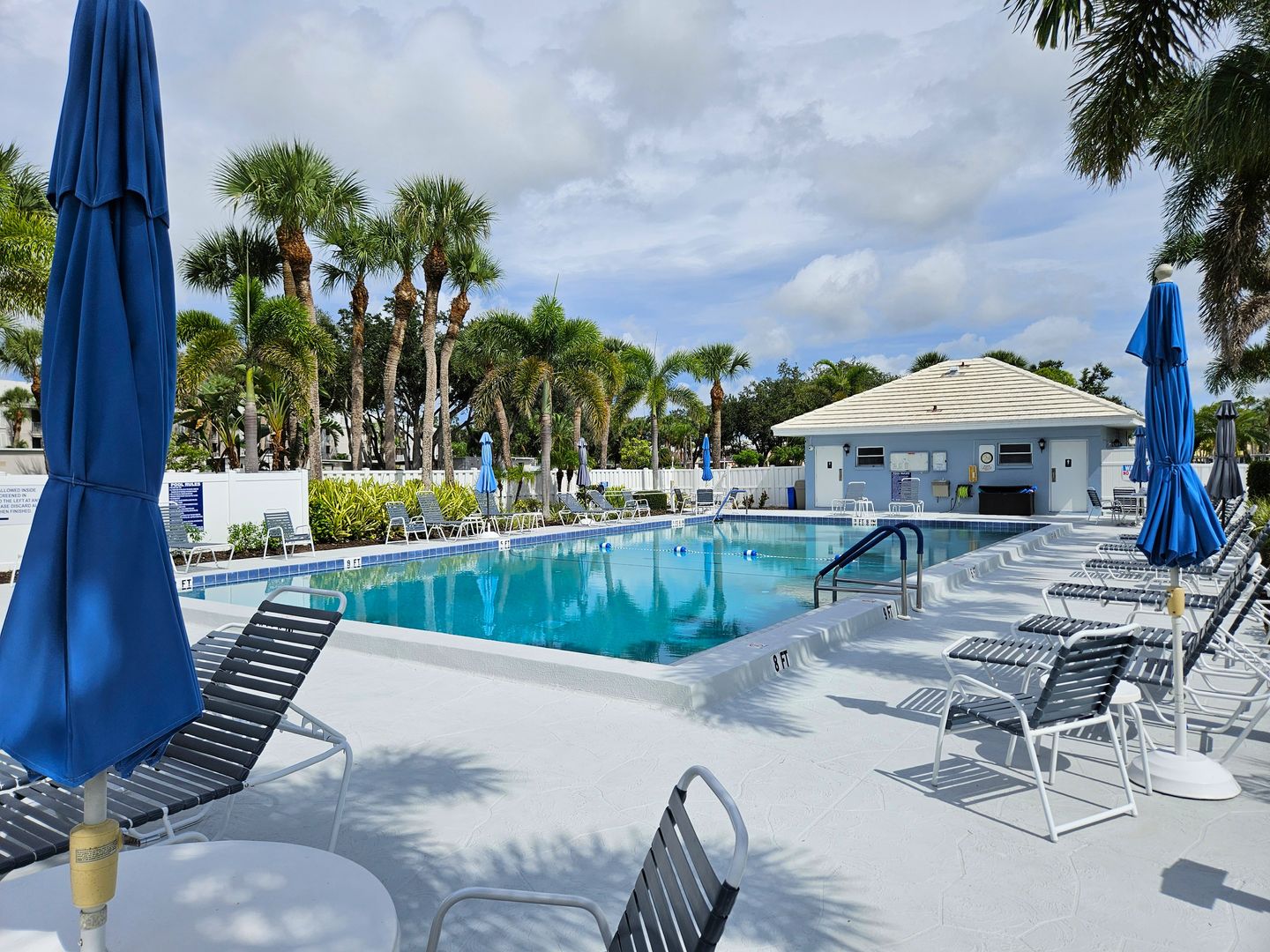 Pool at 437 Cerromar Lane #424 - Seasonal Short-Term (4 of 4)