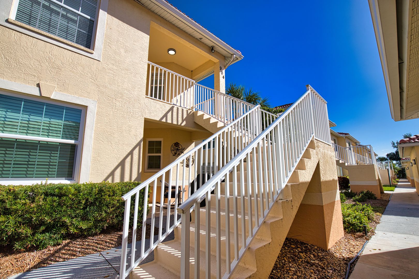 Venice Condo: 904 Casa Del Lago Way #904