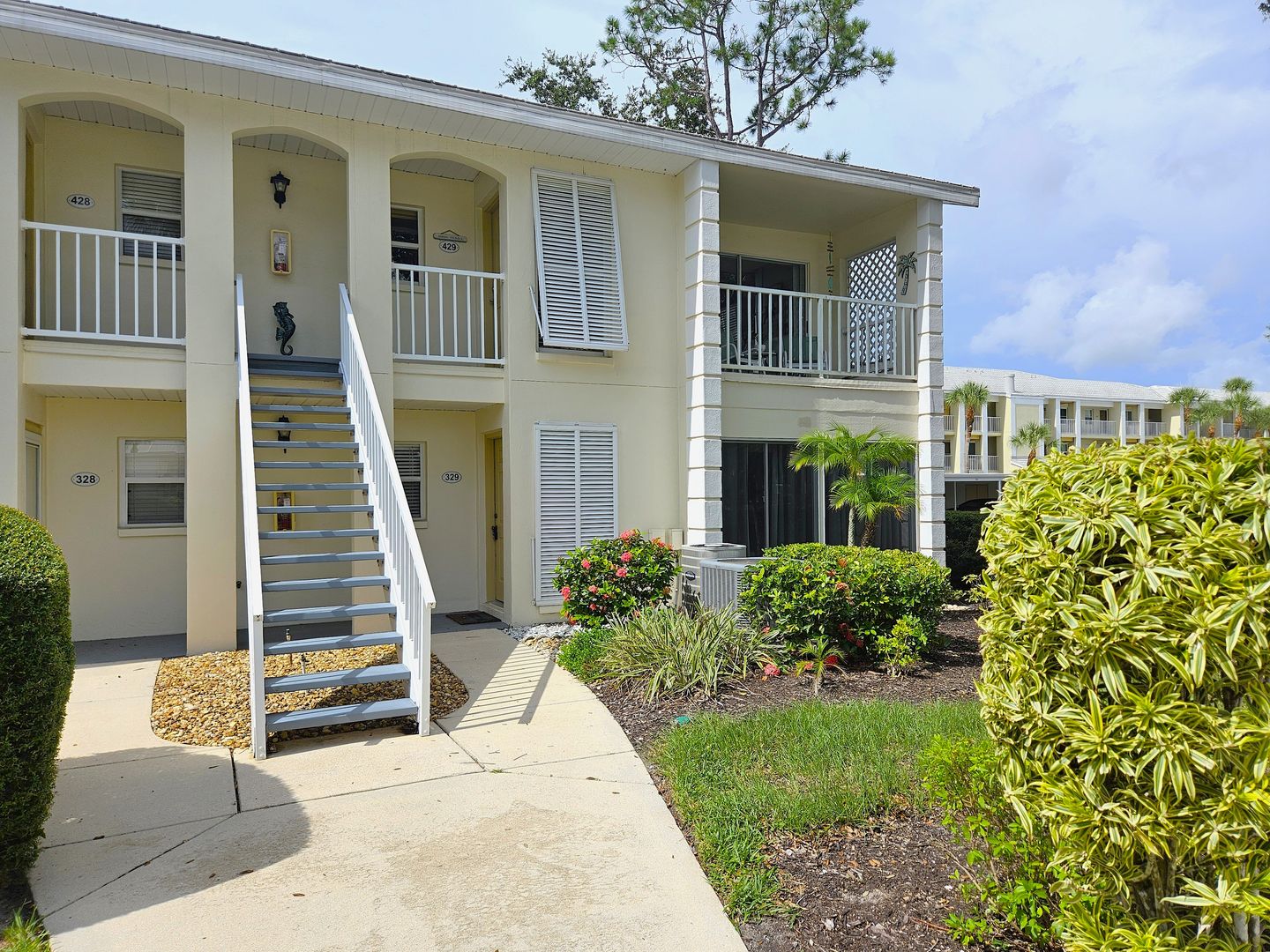Venice Condo: 435 Cerromar Lane #329