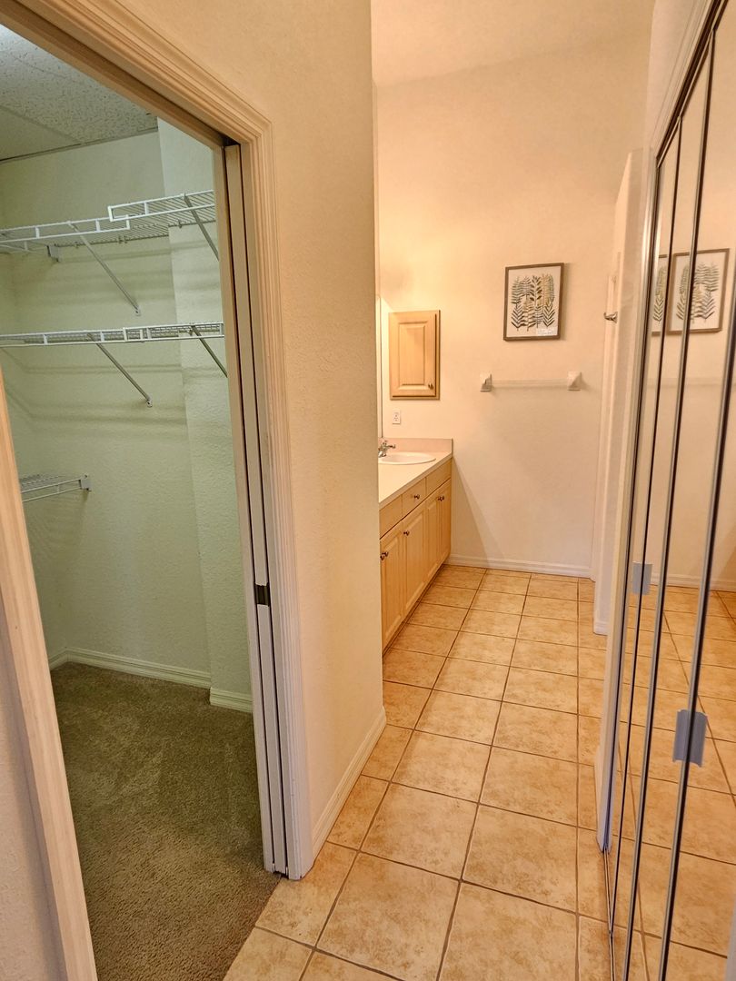 904 Casa Del Lago Way #904 26 of 45