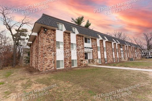 Renovated 2 bedroom 1.5 baths – photo 1