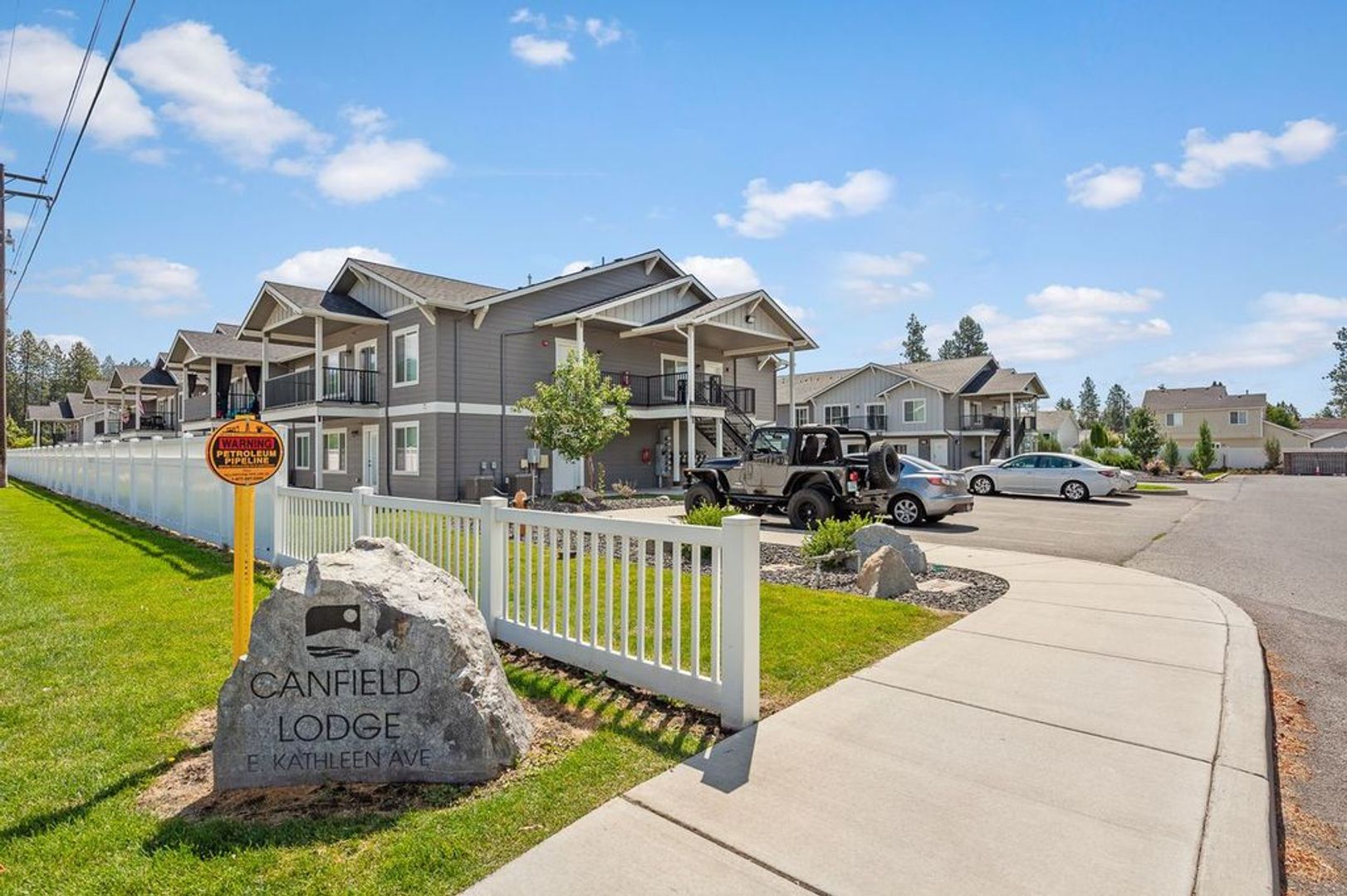 Coeur d Alene Apartment: 384 E Kathleen Ave.