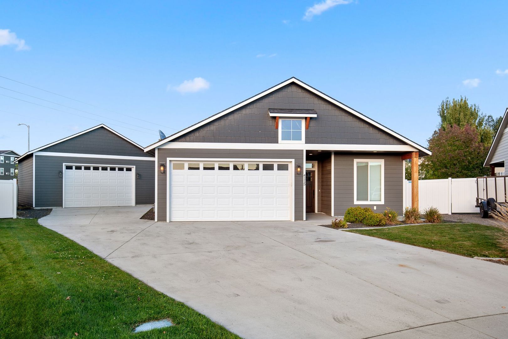 Post Falls House: 4115 N Slazenger Ln.