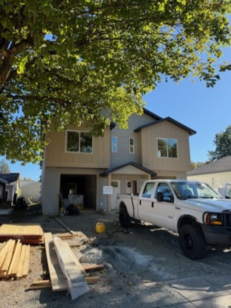 CDA House: 1406 N. 5th St.