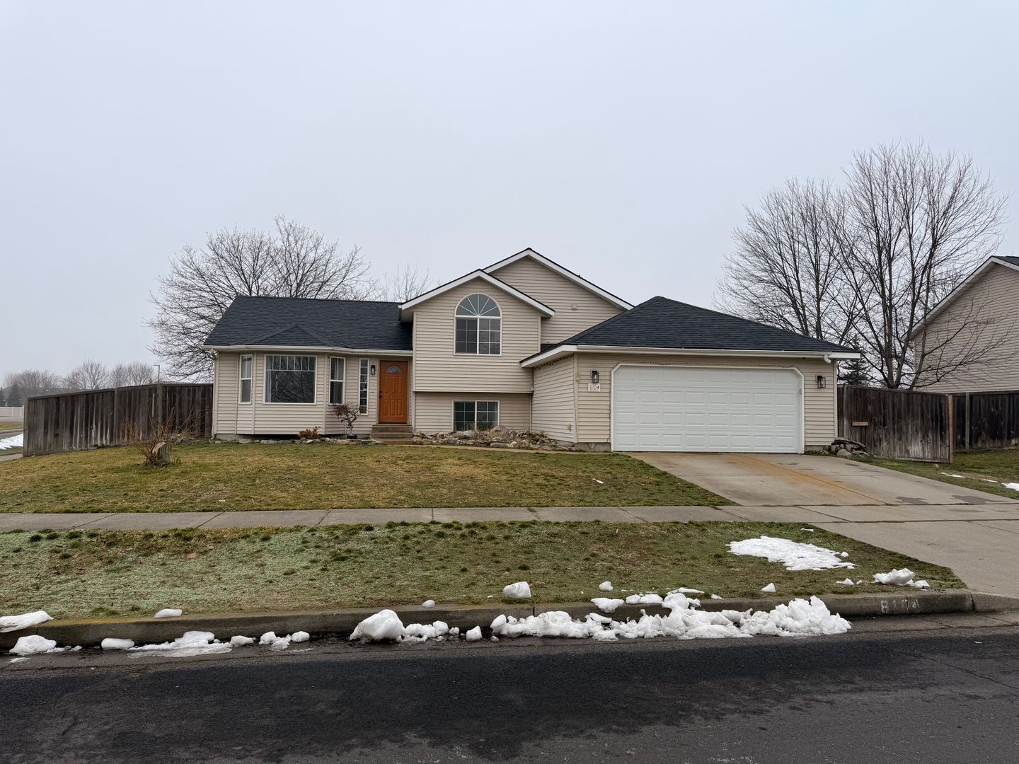 Hayden House: 8104 N Ainsworth Dr