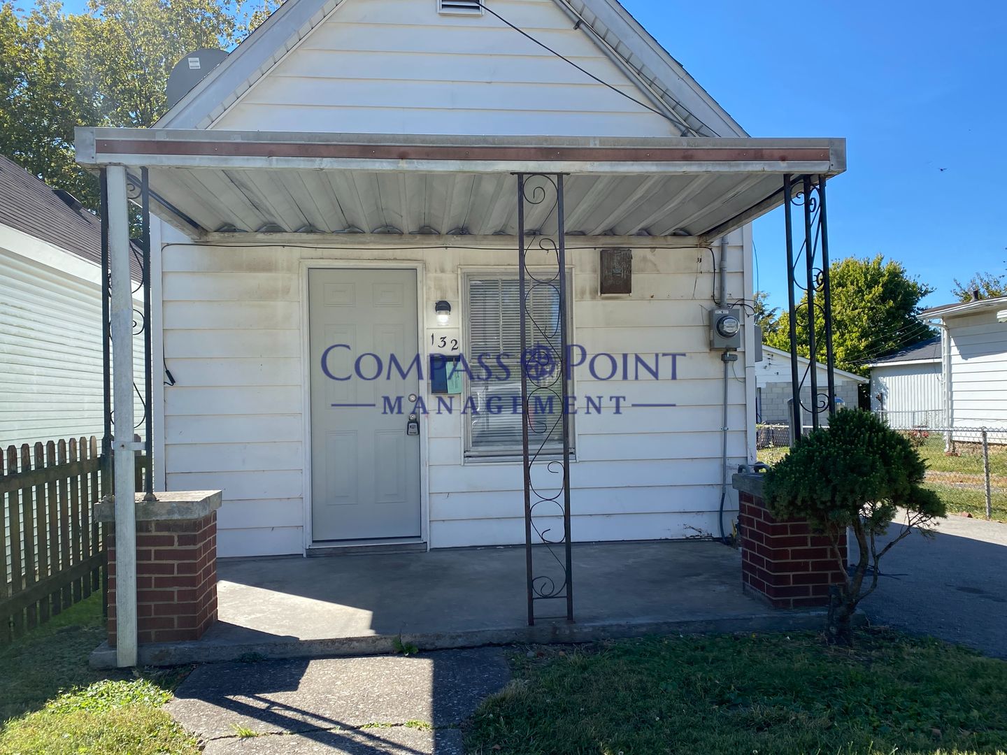 Lexington House: 132 Carlisle Avenue