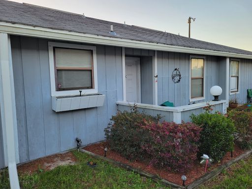 $1195 - 2/2 - Ready to View! Jefferson Square