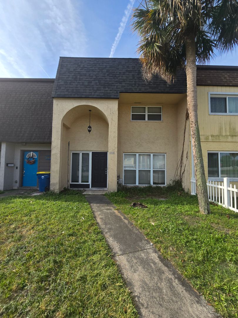 Jacksonville Townhome: 6108 Tuscony Circle