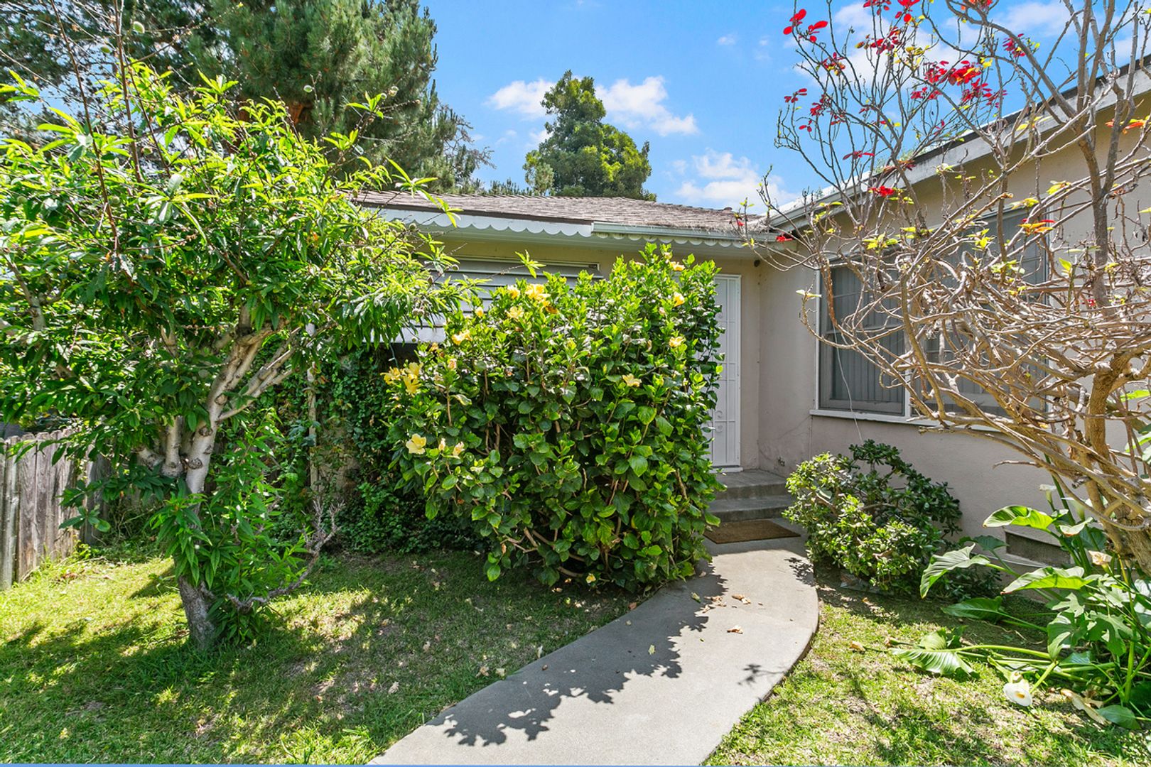 Santa Ana House: 709 S Ross St