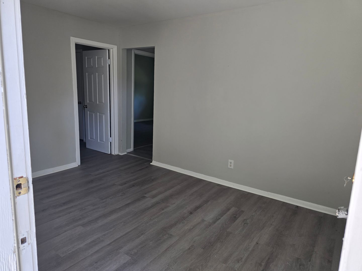 2648 E Bradbury Ave 4 of 8