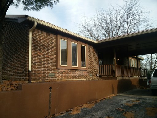 Franklin Apartment: 160 Los Ranchos Dr