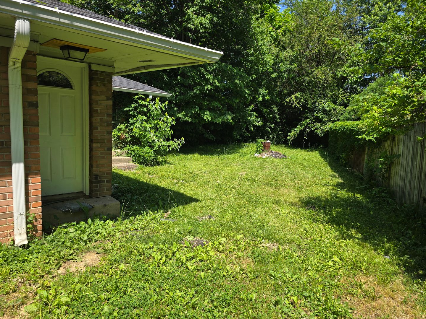 2648 E Bradbury Ave 2 of 8