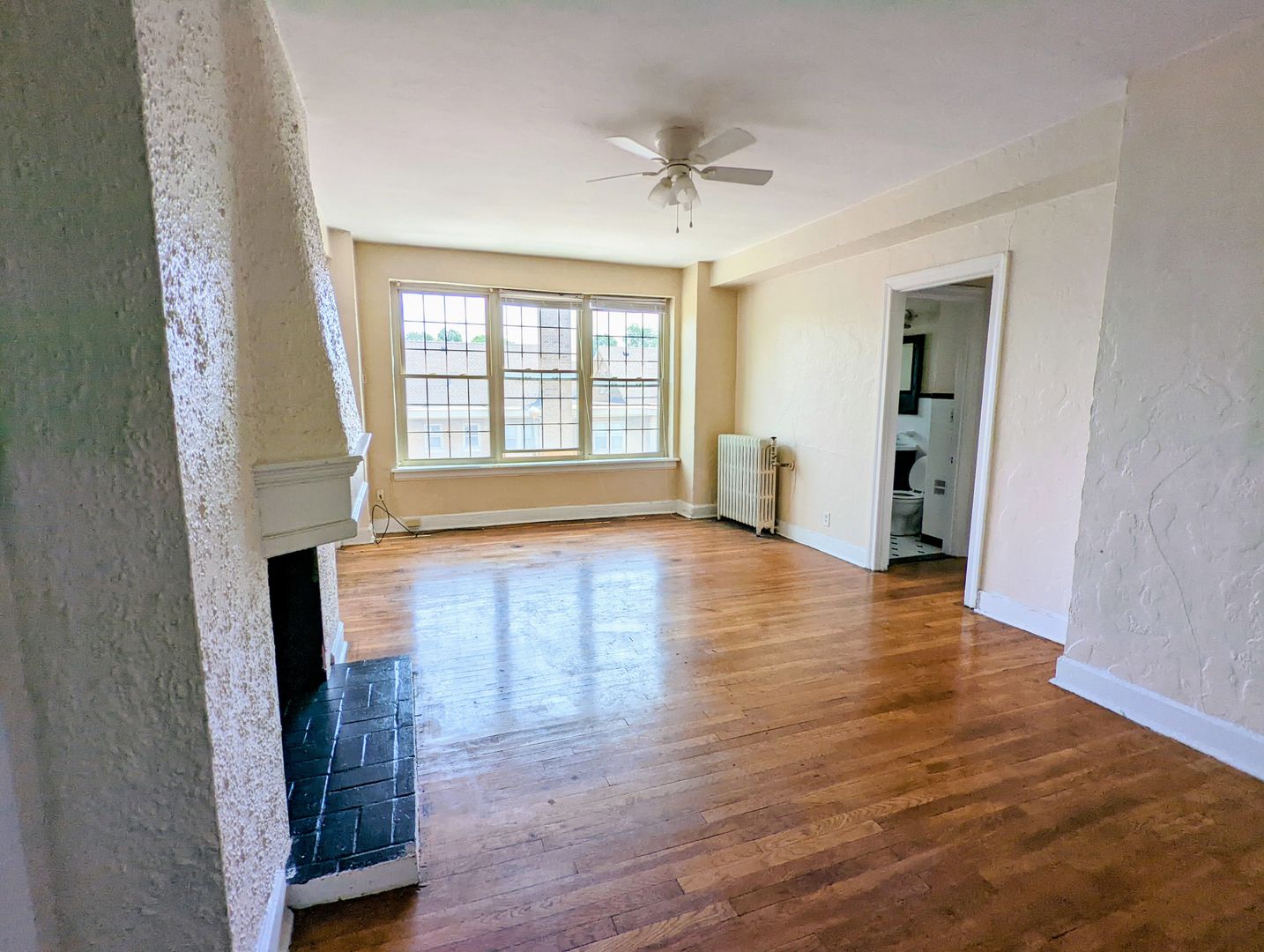 Llanhurst Apartments 3 of 8