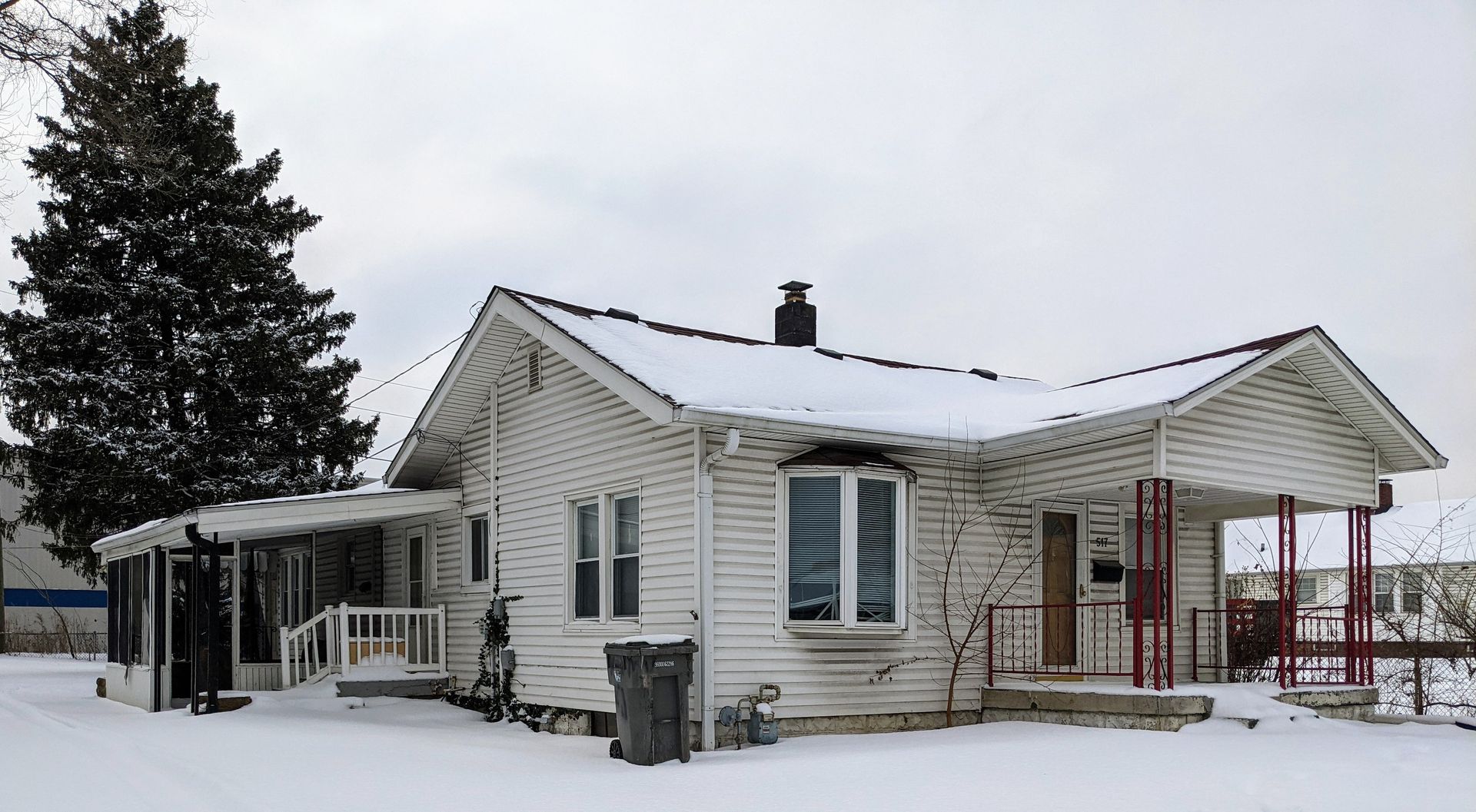 Indianapolis House: 517 E Troy Ave