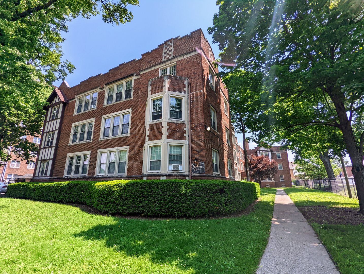 Llanhurst Apartments 5 of 11