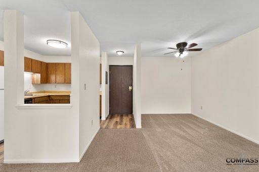 PERFECT WESTSIDE LOCATION – photo 1
