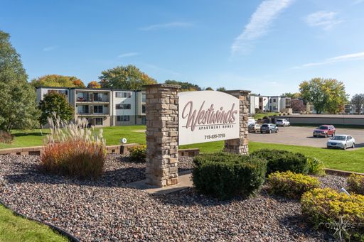 PERFECT WESTSIDE LOCATION – photo 1