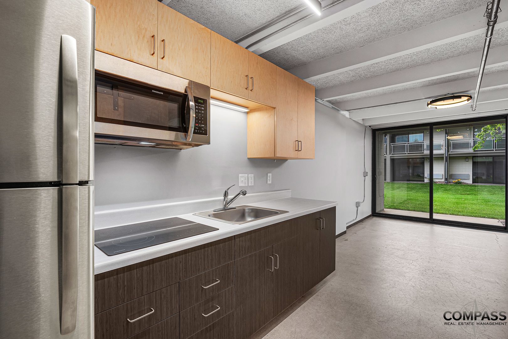 Eau Claire Apartment: 2580 Stein Blvd