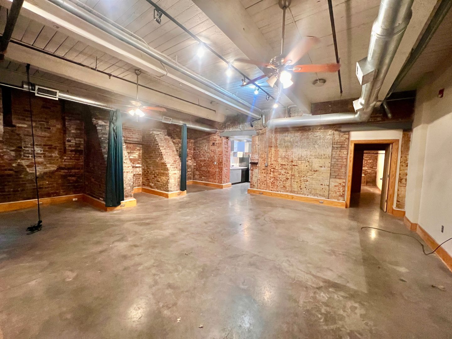 Knoxville Apartment: 112 S Gay Street