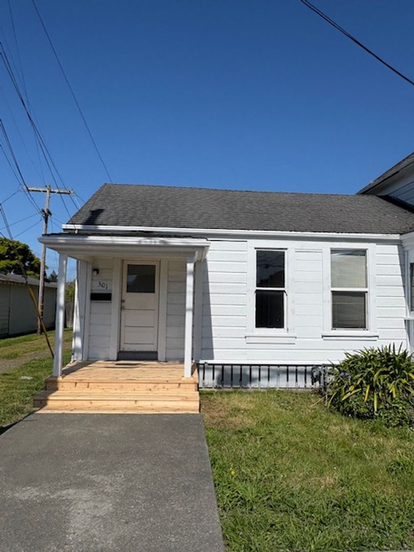 Arcata Apartment: 301 G St
