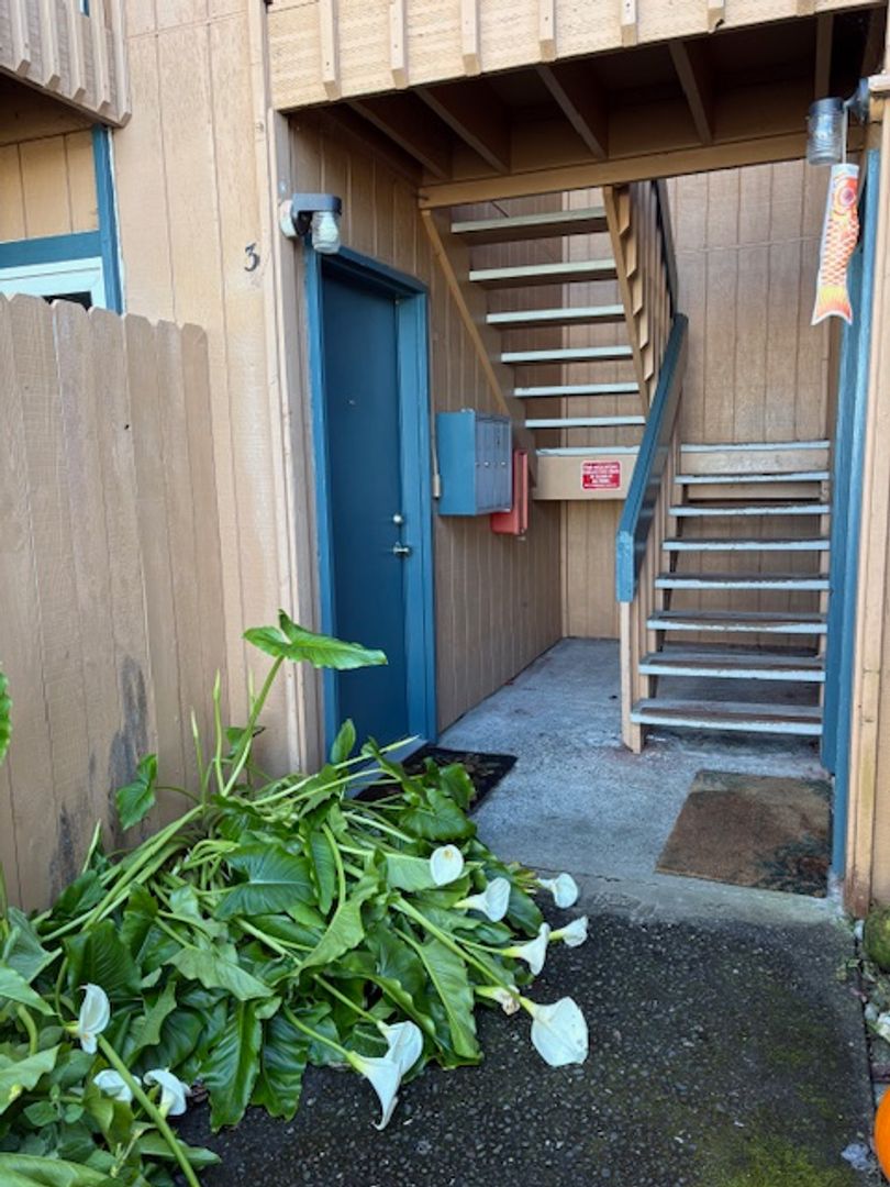 Arcata Condo: 840 K St #3